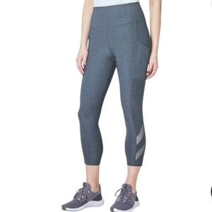 Mondetta luxury performance Women's Gray high waist active capri Leggings size S